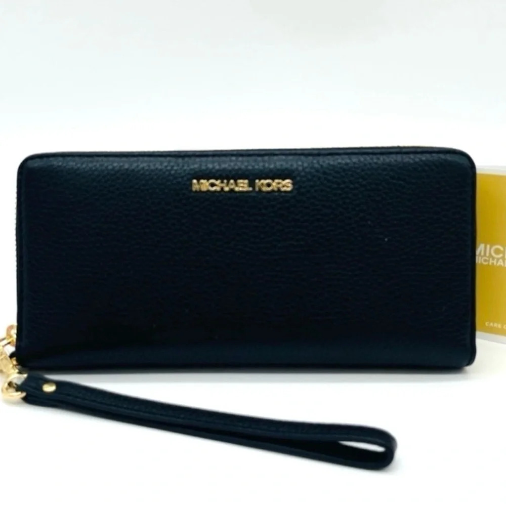 Michael Kors Large Continental Wallet Wristlet Black/Gold - Picture 2 of 7